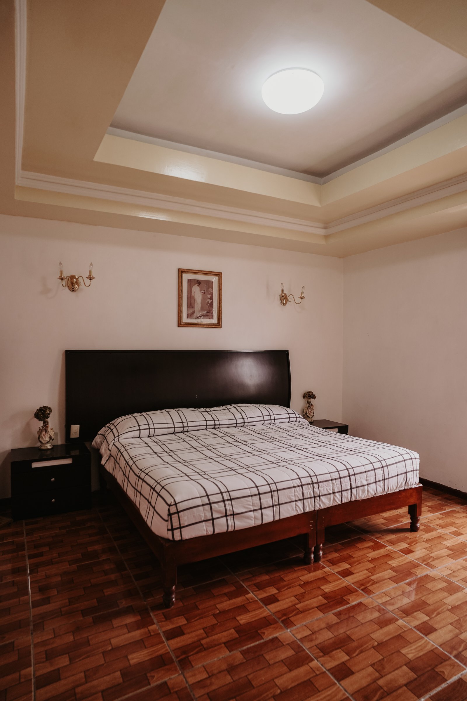 Triple Suite Familiar