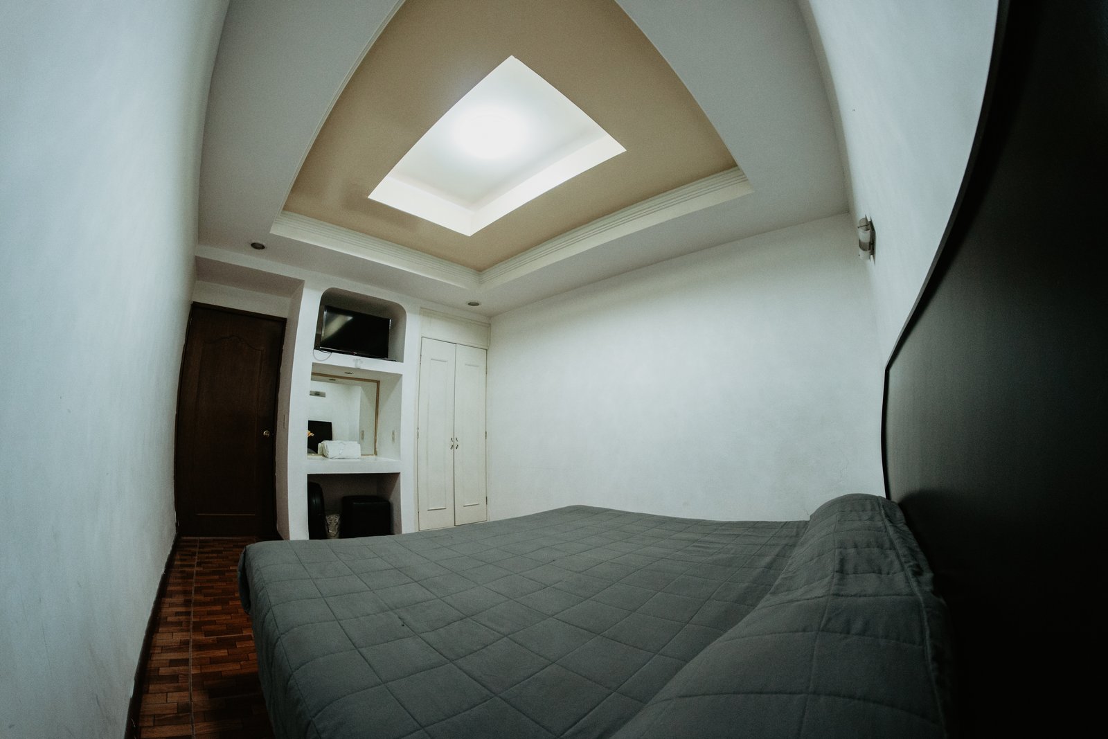 Triple Suite Familiar