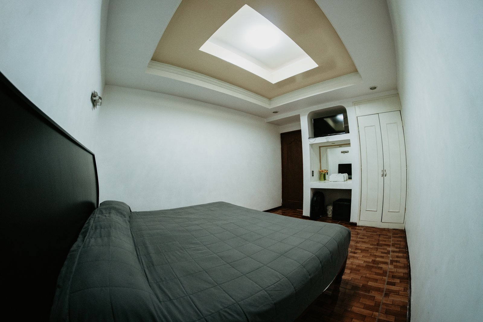 Triple Suite Familiar